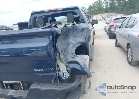 2021 Chevrolet Silverado 2Wd Short Bed Custom from USA, damaged, VIN 1GCPWBEK5MZ274959